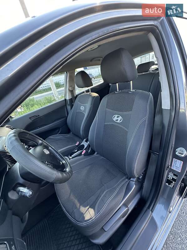 Хэтчбек Hyundai i30 2009 в Буче