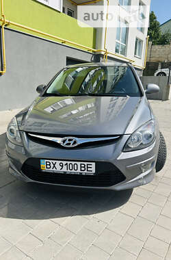 Хэтчбек Hyundai i30 2011 в Тернополе