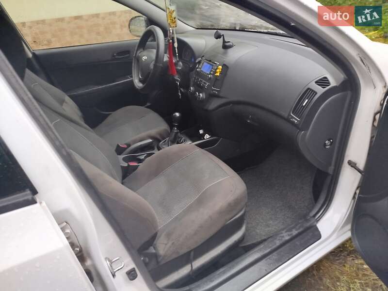 Хетчбек Hyundai i30 2010 в Тернополі