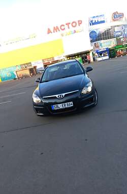 Хэтчбек Hyundai i30 2010 в Запорожье