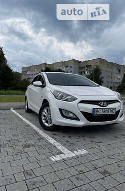 Хэтчбек Hyundai i30 2012 в Дрогобыче