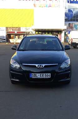 Хэтчбек Hyundai i30 2010 в Запорожье