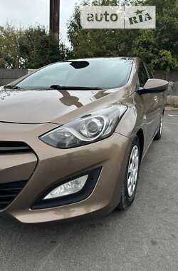 Хэтчбек Hyundai i30 2012 в Львове