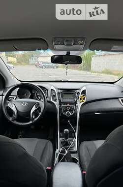 Хэтчбек Hyundai i30 2012 в Львове