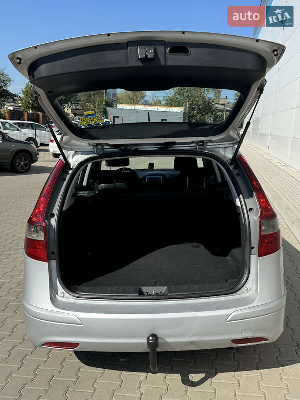 Универсал Hyundai i30 2010 в Киеве