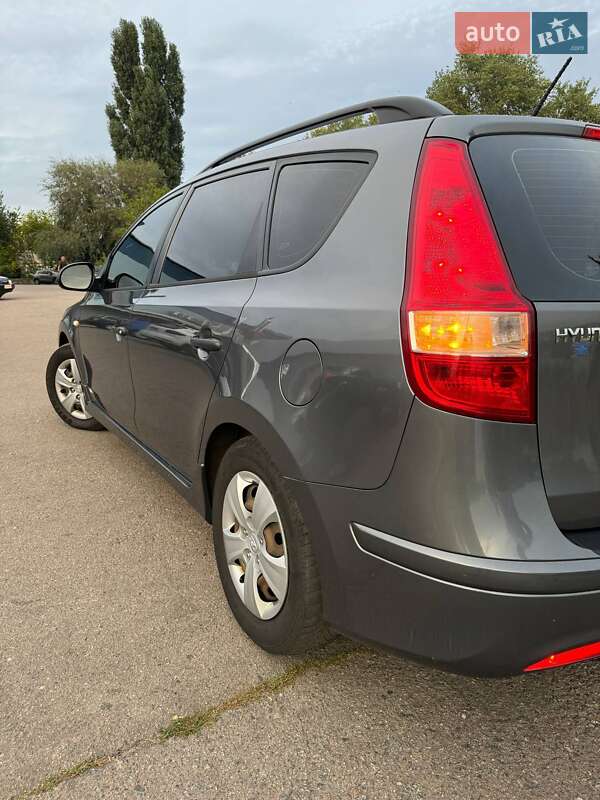 Универсал Hyundai i30 2011 в Бердичеве