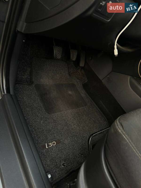 Универсал Hyundai i30 2011 в Бердичеве