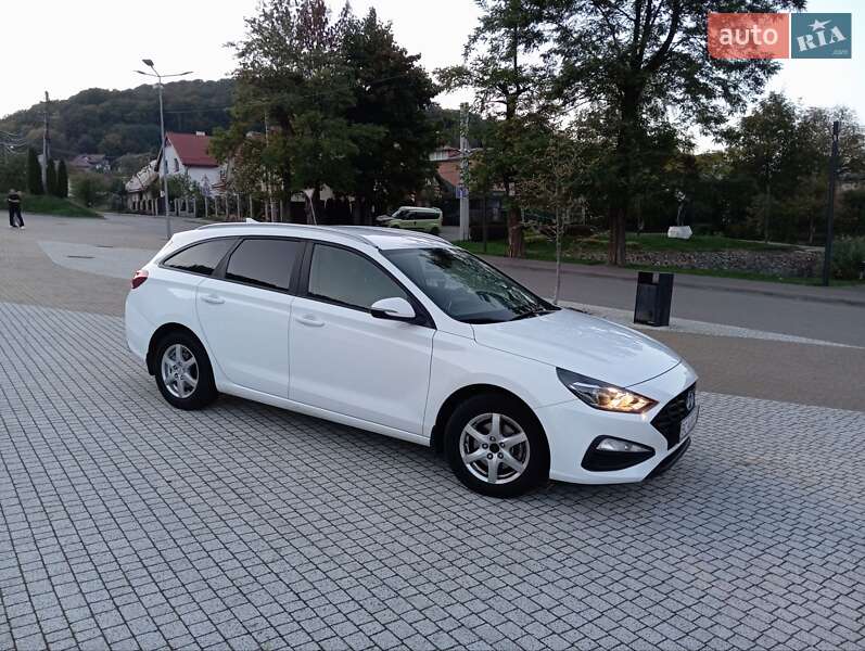 Универсал Hyundai i30 2022 в Львове фото 4 Универсал Hyundai i30 2022 в Львове