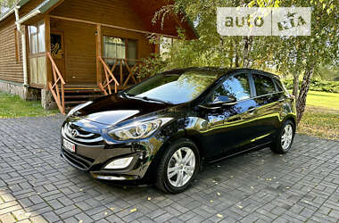 Хэтчбек Hyundai i30 2014 в Луцке