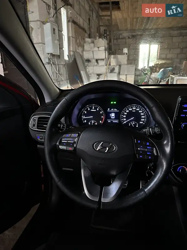 Hyundai i30 2018 VIN TMAH3515BKJ086542 фото оголошення 2 з 46
