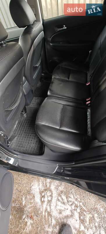 Хэтчбек Hyundai i30 2009 в Хмельнике фото 15 Хэтчбек Hyundai i30 2009 в Хмельнике