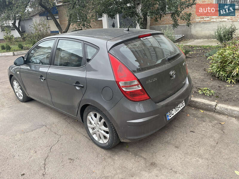 Хетчбек Hyundai i30 2007 в Малій Висці