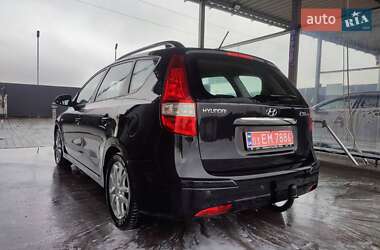 Универсал Hyundai i30 2010 в Баштанке