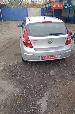 Хэтчбек Hyundai i30 2009 в Сумах