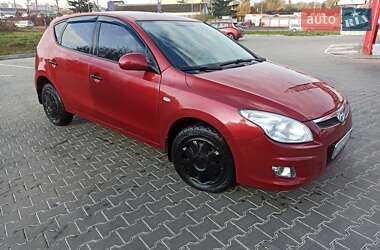 Хэтчбек Hyundai i30 2008 в Виннице