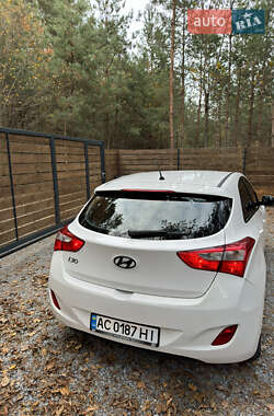 Хэтчбек Hyundai i30 2014 в Луцке