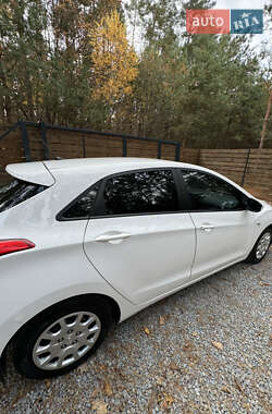 Хэтчбек Hyundai i30 2014 в Луцке