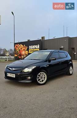 Хэтчбек Hyundai i30 2010 в Ивано-Франковске