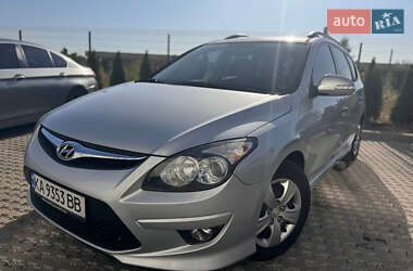 Универсал Hyundai i30 2011 в Киеве