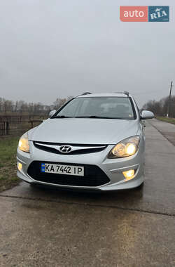 Універсал Hyundai i30 2010 в Києві