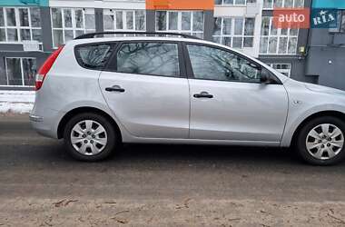 Универсал Hyundai i30 2008 в Чернигове