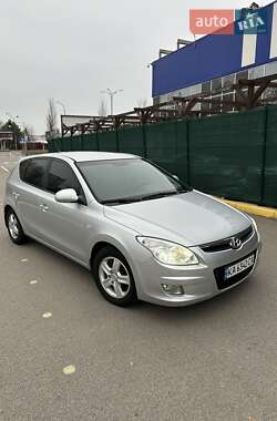 Хетчбек Hyundai i30 2008 в Кам'янському