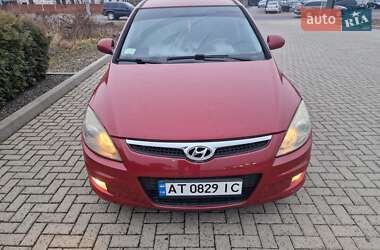 Хетчбек Hyundai i30 2008 в Хусті