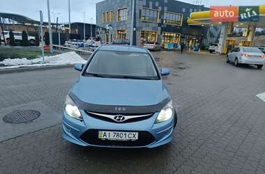 Хэтчбек Hyundai i30 2012 в Киеве