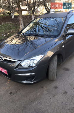 Універсал Hyundai i30 2010 в Луцьку