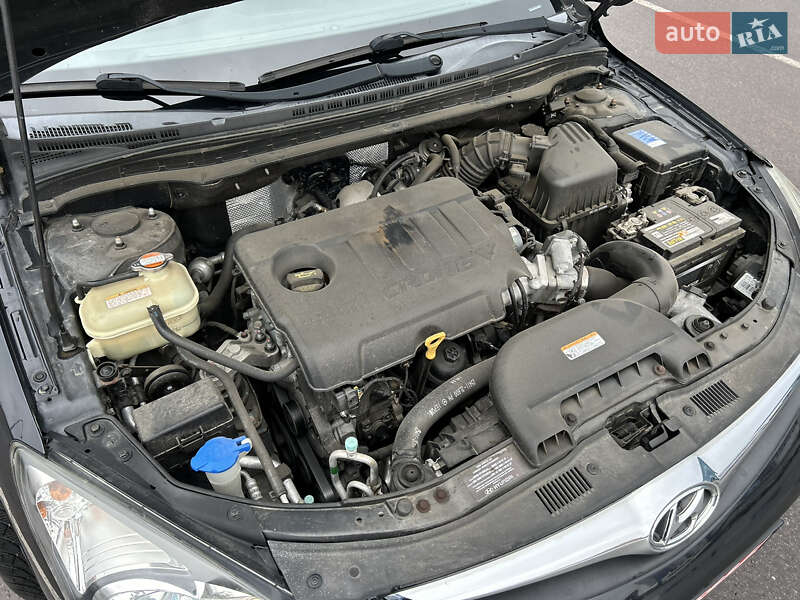 Хетчбек Hyundai i30 2011 в Ковелі