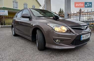 Хетчбек Hyundai i30 2011 в Києві