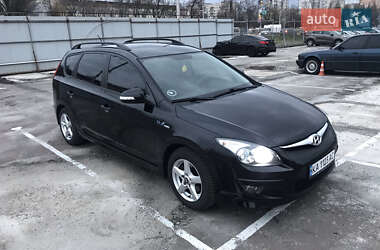 Универсал Hyundai i30 2012 в Киеве