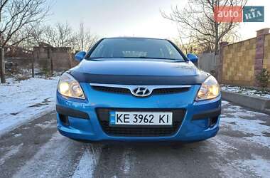 Хетчбек Hyundai i30 2008 в Кам'янському