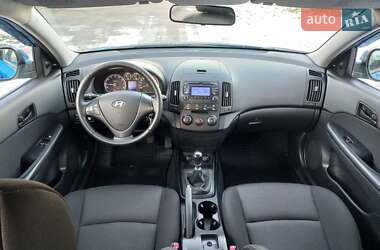 Хетчбек Hyundai i30 2008 в Кам'янському