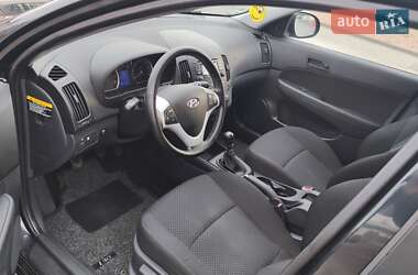 Хетчбек Hyundai i30 2009 в Житомирі