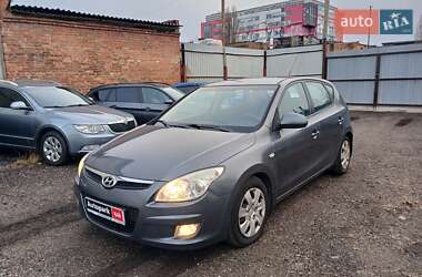 Хэтчбек Hyundai i30 2008 в Киеве