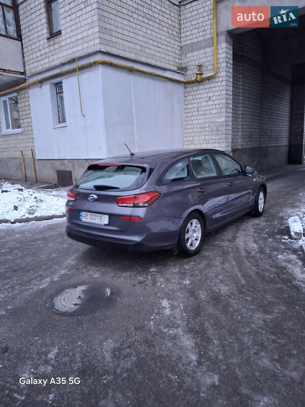 Универсал Hyundai i30 2019 в Казатине