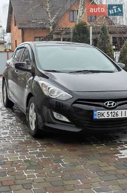 Хэтчбек Hyundai i30 2013 в 