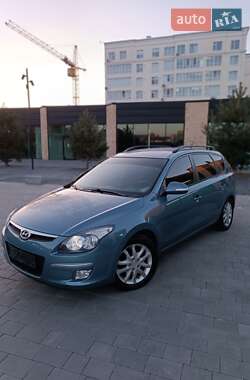 Універсал Hyundai i30 2011 в Хмельницькому