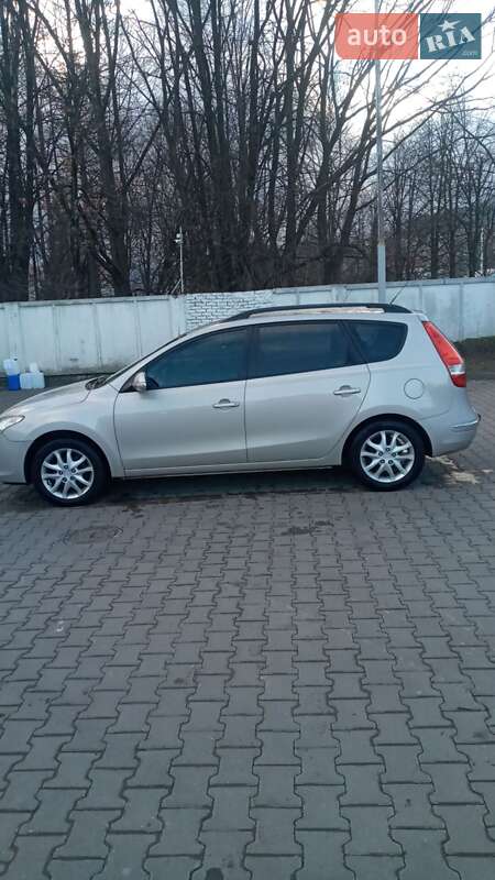 Универсал Hyundai i30 2008 в Ивано-Франковске фото 2 Универсал Hyundai i30 2008 в Ивано-Франковске