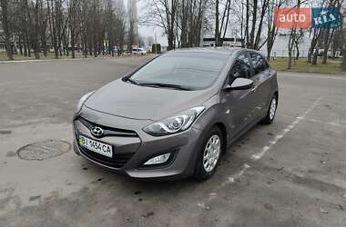 Хетчбек Hyundai i30 2013 в Горішніх Плавнях