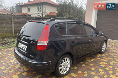 Универсал Hyundai i30 2010 в 