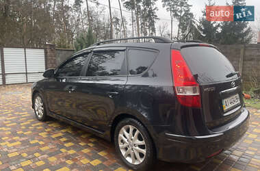 Универсал Hyundai i30 2010 в 