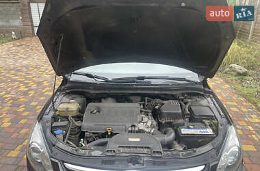 Универсал Hyundai i30 2010 в 