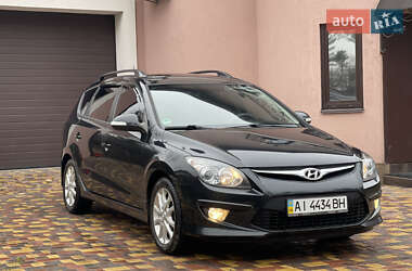 Универсал Hyundai i30 2010 в 