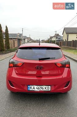 Хэтчбек Hyundai i30 2013 в Киеве