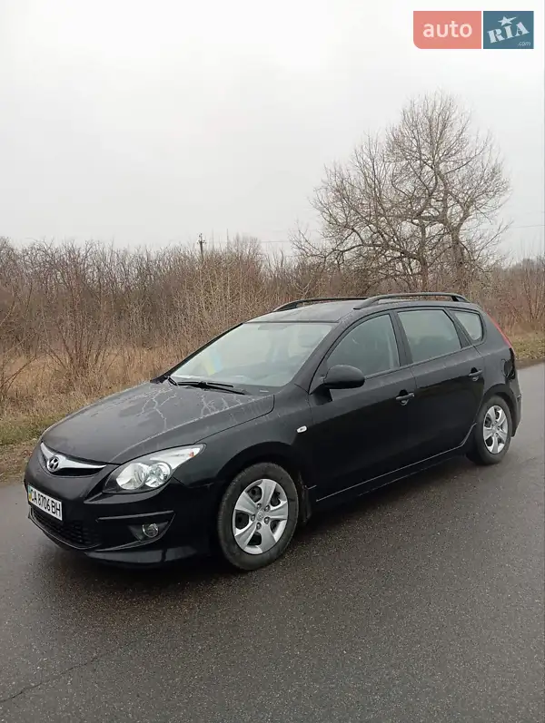 Универсал Hyundai i30 2012 в 