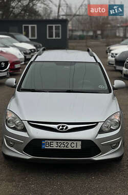 Универсал Hyundai i30 2011 в Николаеве