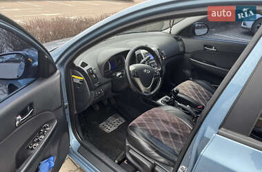Універсал Hyundai i30 2009 в 