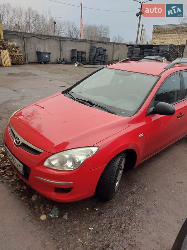 Універсал Hyundai i30 2008 в Києві